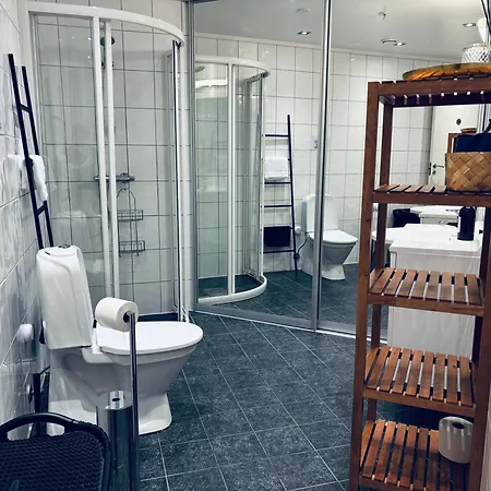 - Steps To Fish Market And Bryggen ברגן