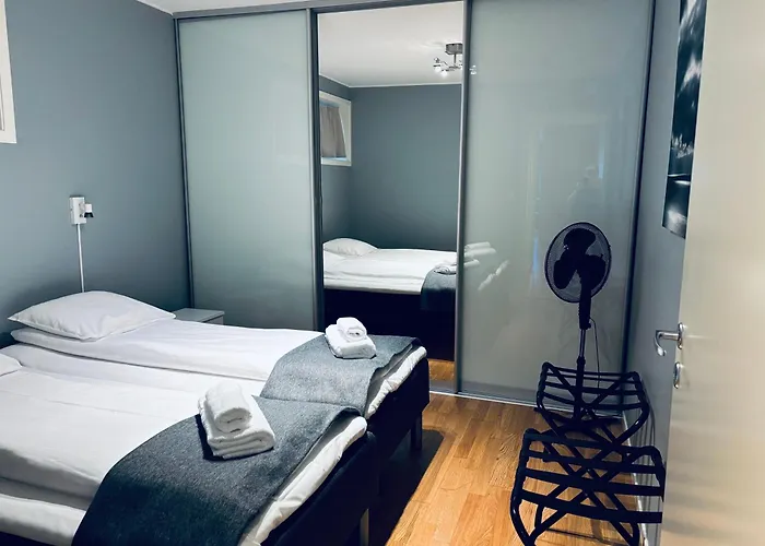 - Steps To Fish Market And Bryggen * 卑爾根